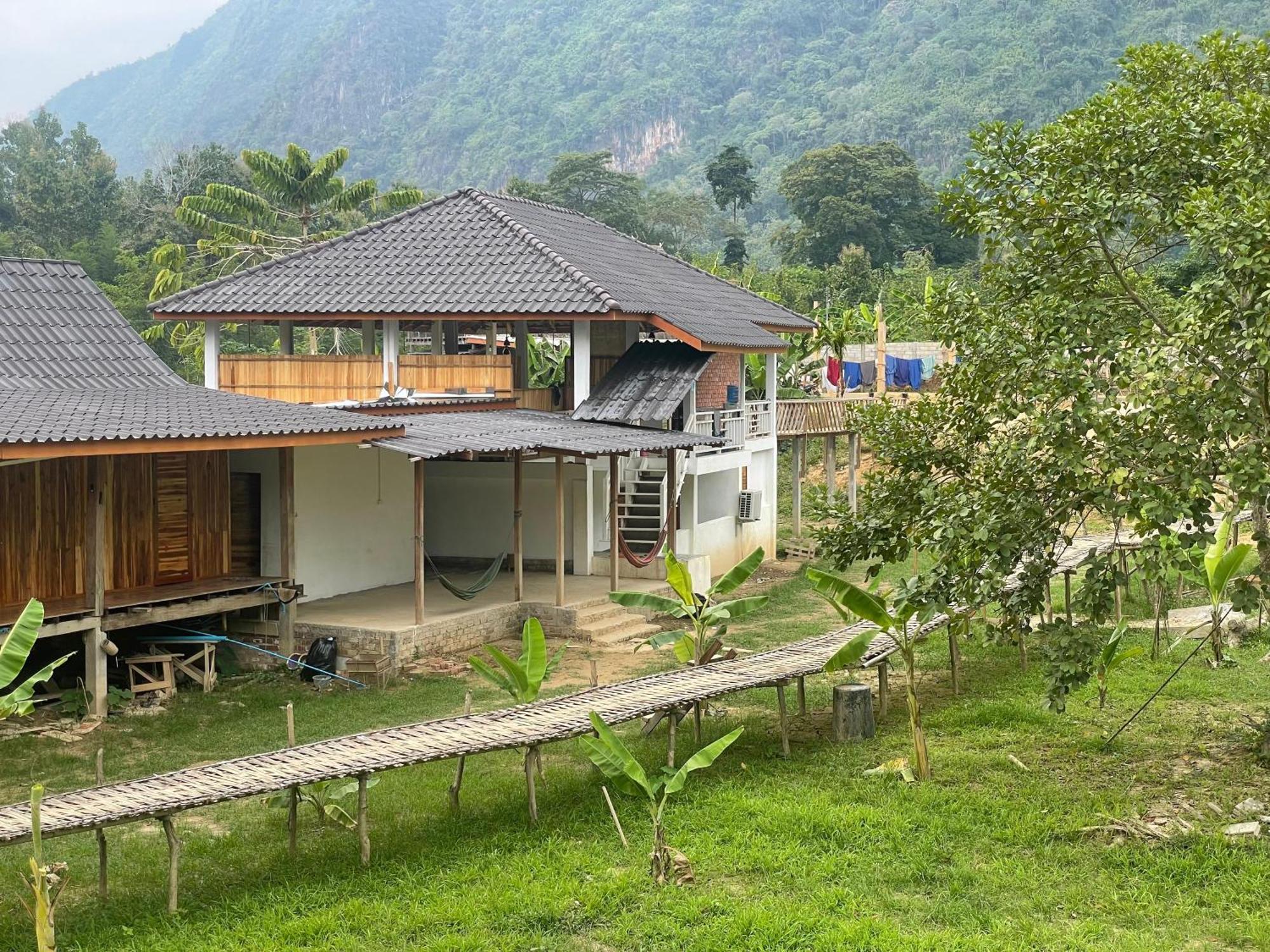 Eco Farm Stay And Hostel Nong Khiaw Bagian luar foto