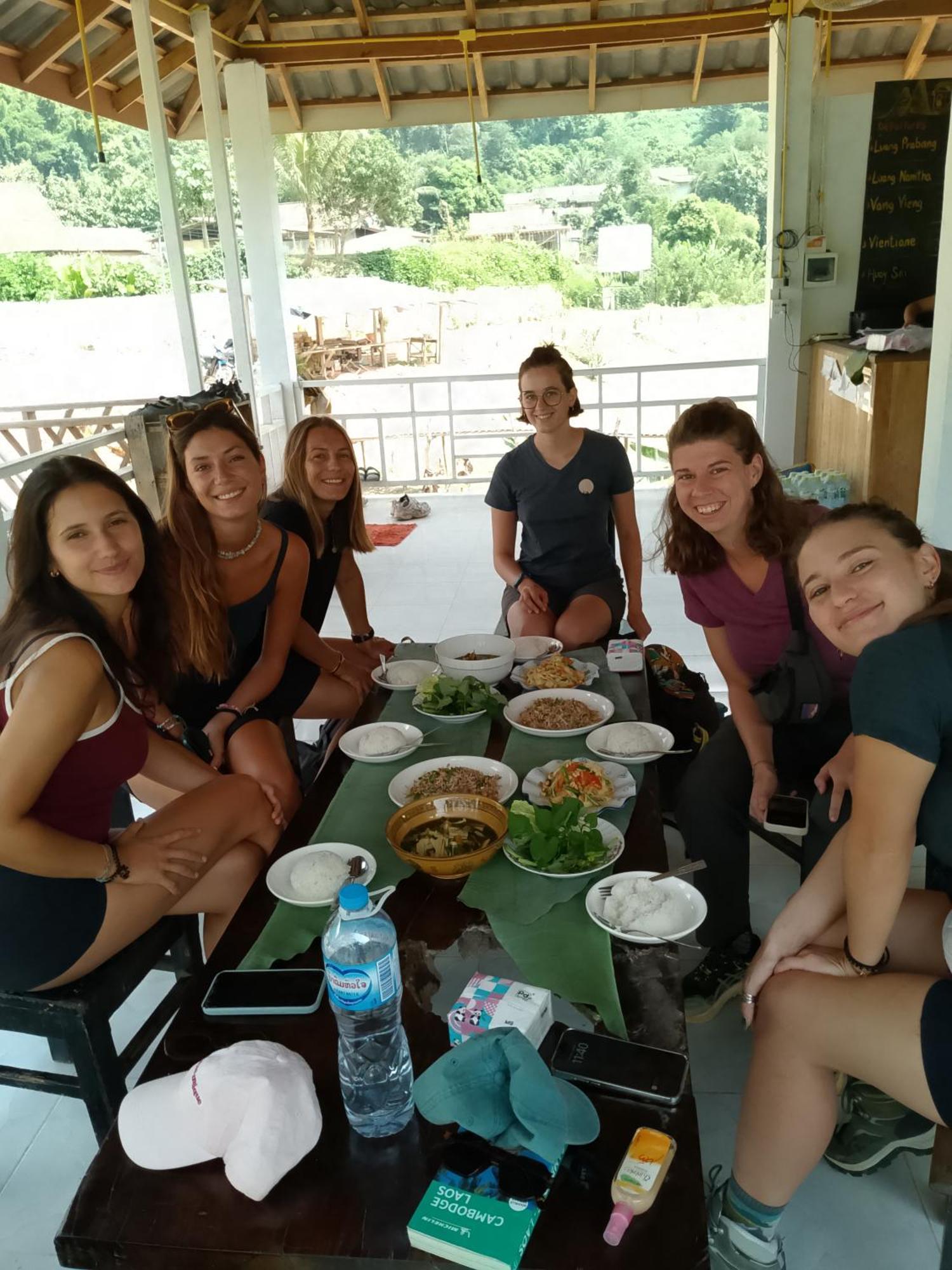 Eco Farm Stay And Hostel Nong Khiaw Bagian luar foto