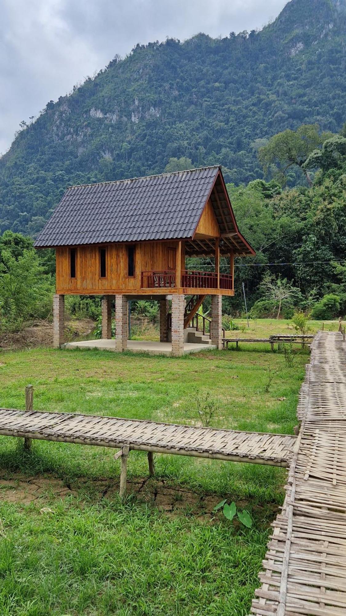 Eco Farm Stay And Hostel Nong Khiaw Bagian luar foto