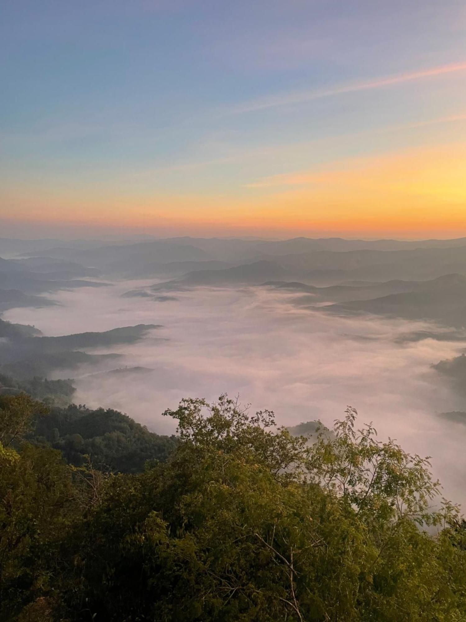 Eco Farm Stay And Hostel Nong Khiaw Bagian luar foto