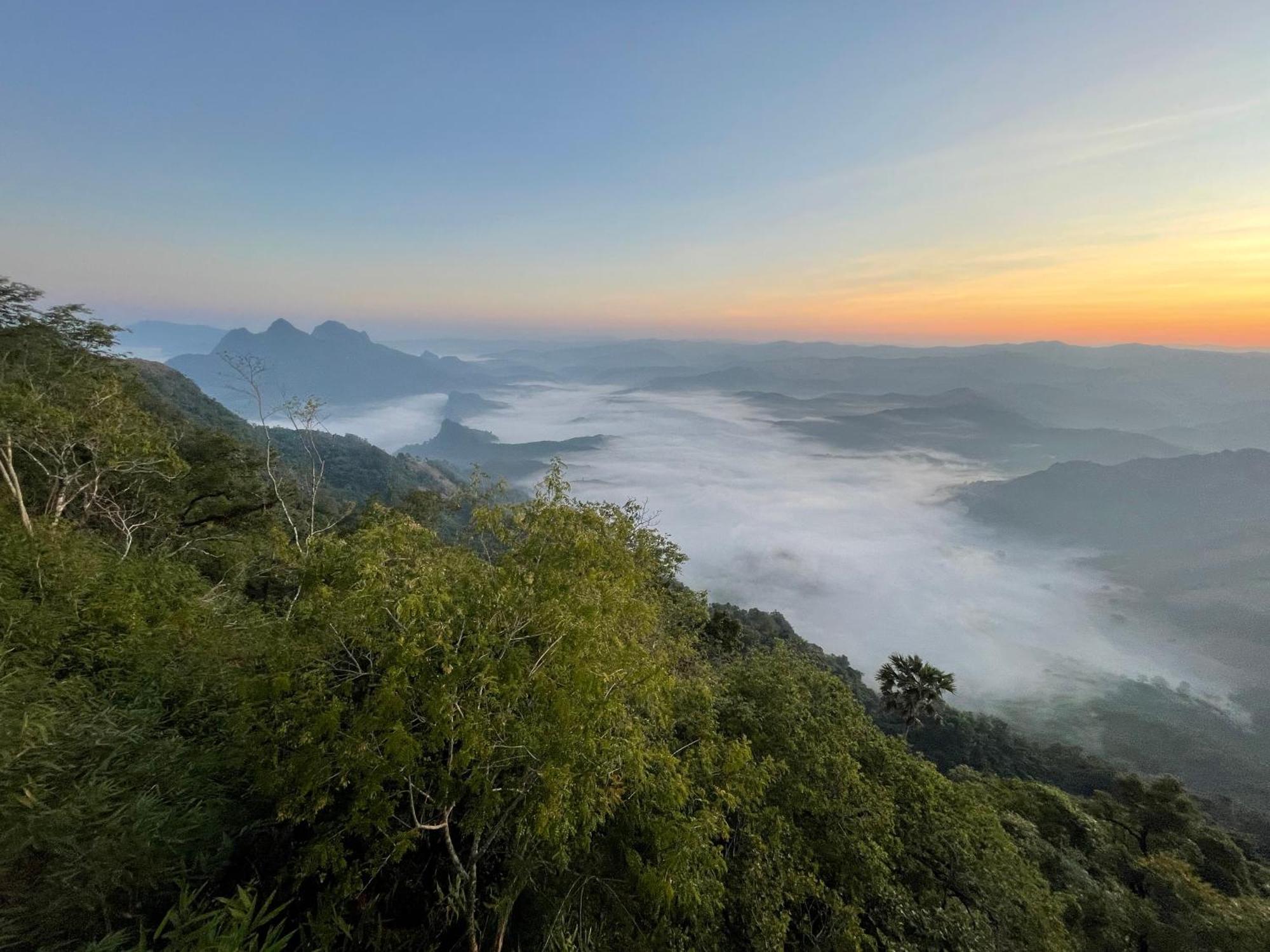 Eco Farm Stay And Hostel Nong Khiaw Bagian luar foto