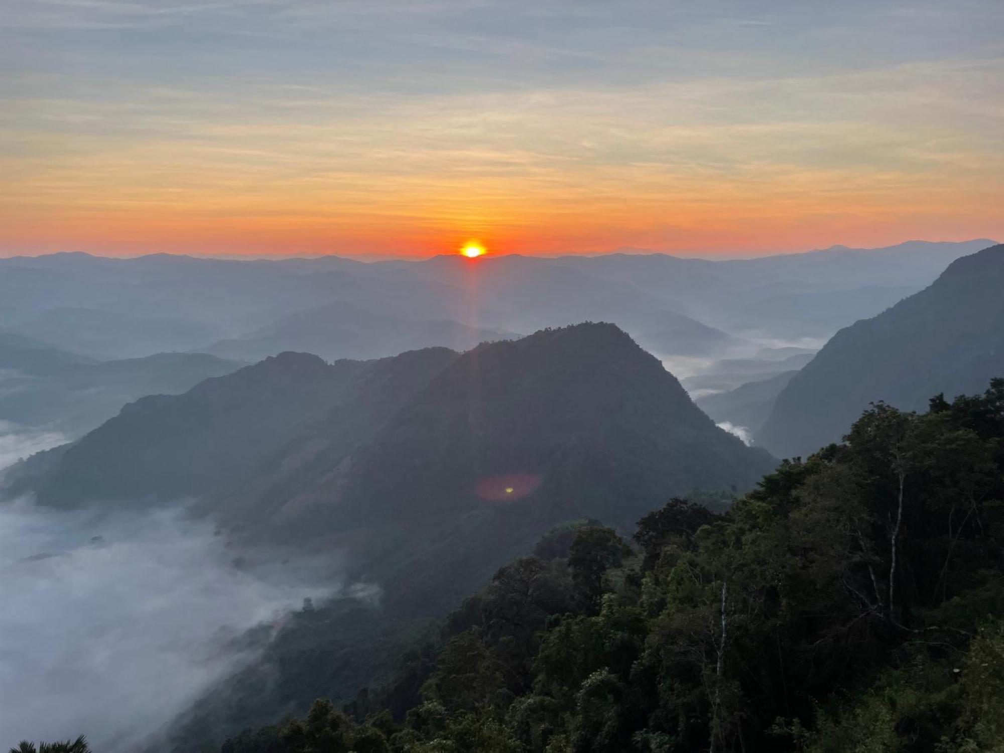 Eco Farm Stay And Hostel Nong Khiaw Bagian luar foto