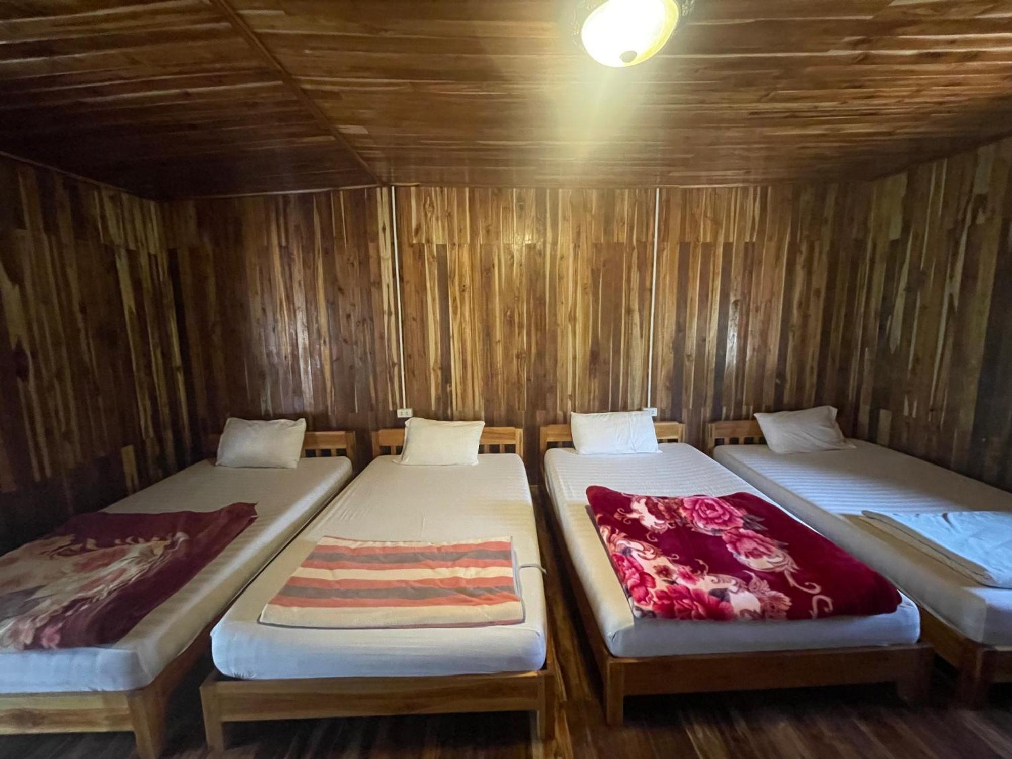 Eco Farm Stay And Hostel Nong Khiaw Bagian luar foto